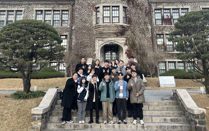 25 nbl photo high cut2.jpg